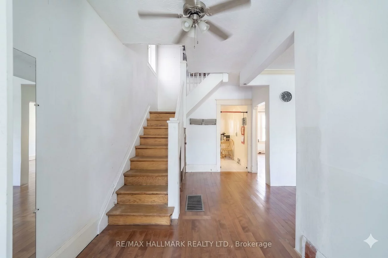 31, Gates, East End-Danforth, Toronto