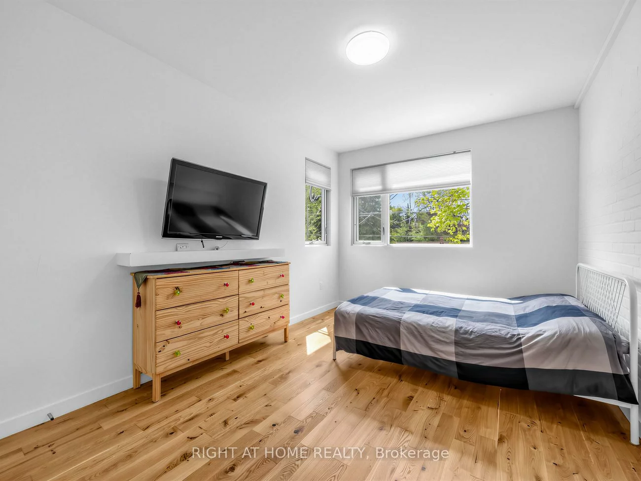 76, Ferris, O'Connor-Parkview, Toronto