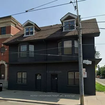 1351, Queen, Greenwood-Coxwell, Toronto