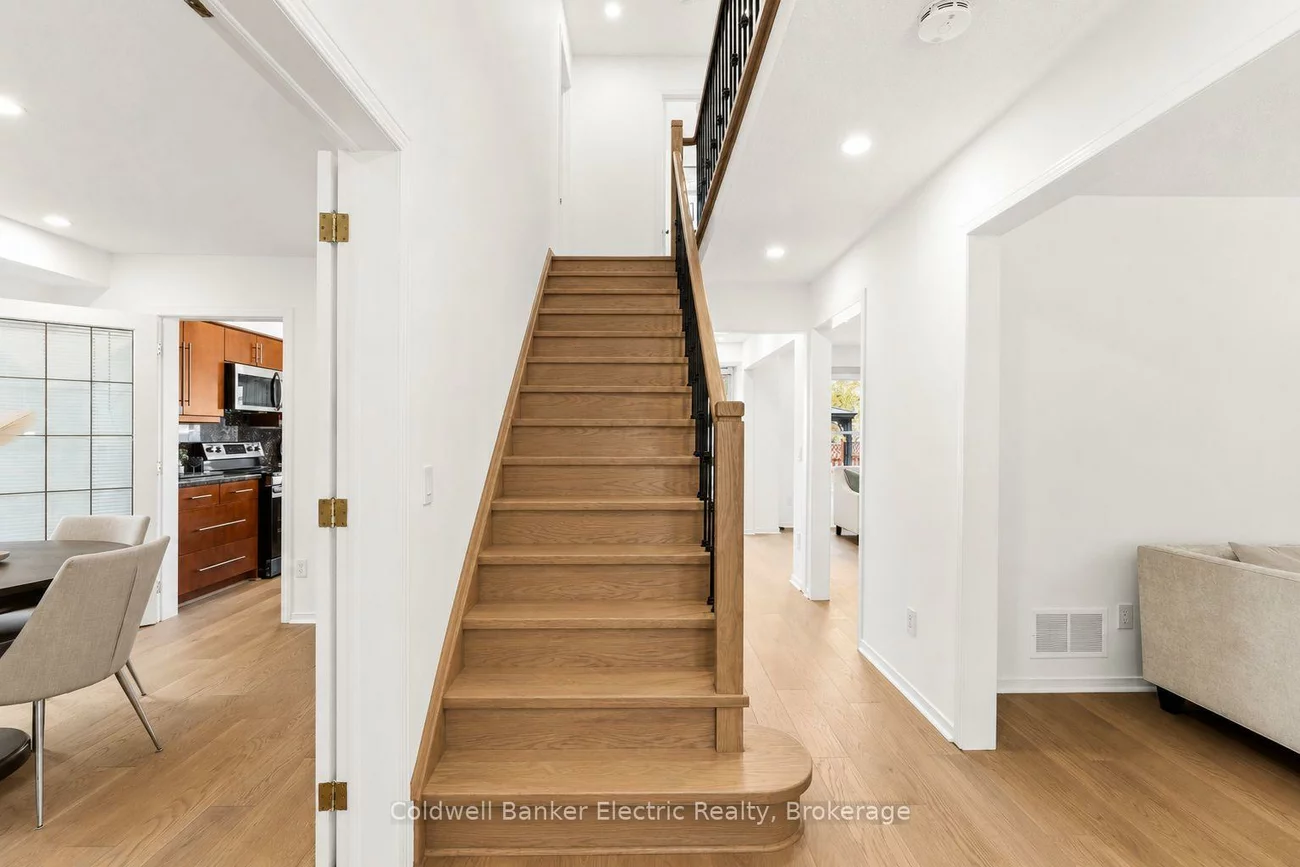 106, Greybeaver, Rouge E10, Toronto