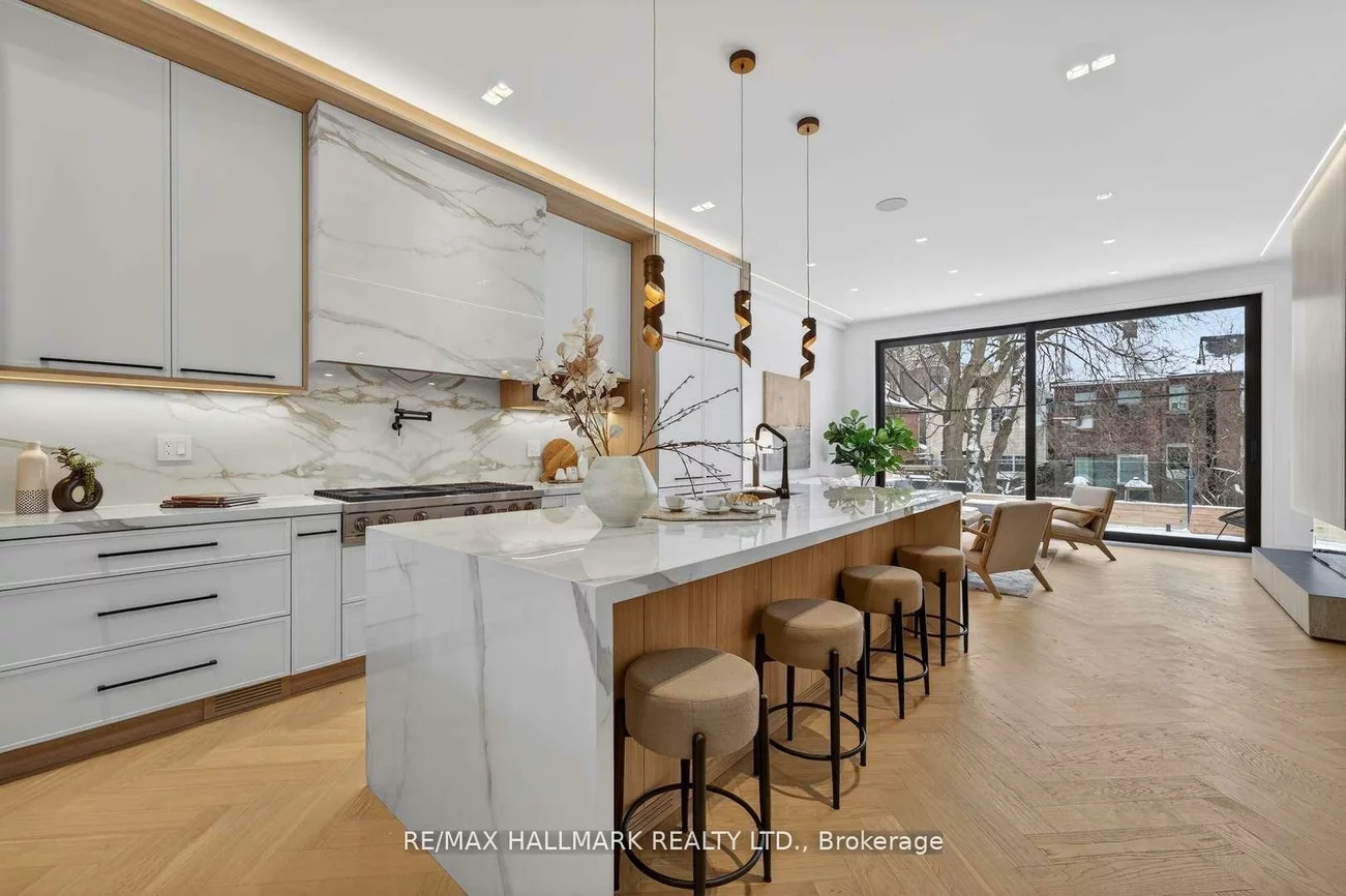 10, Wheeler, The Beaches, Toronto