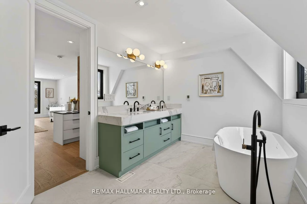 10, Wheeler, The Beaches, Toronto