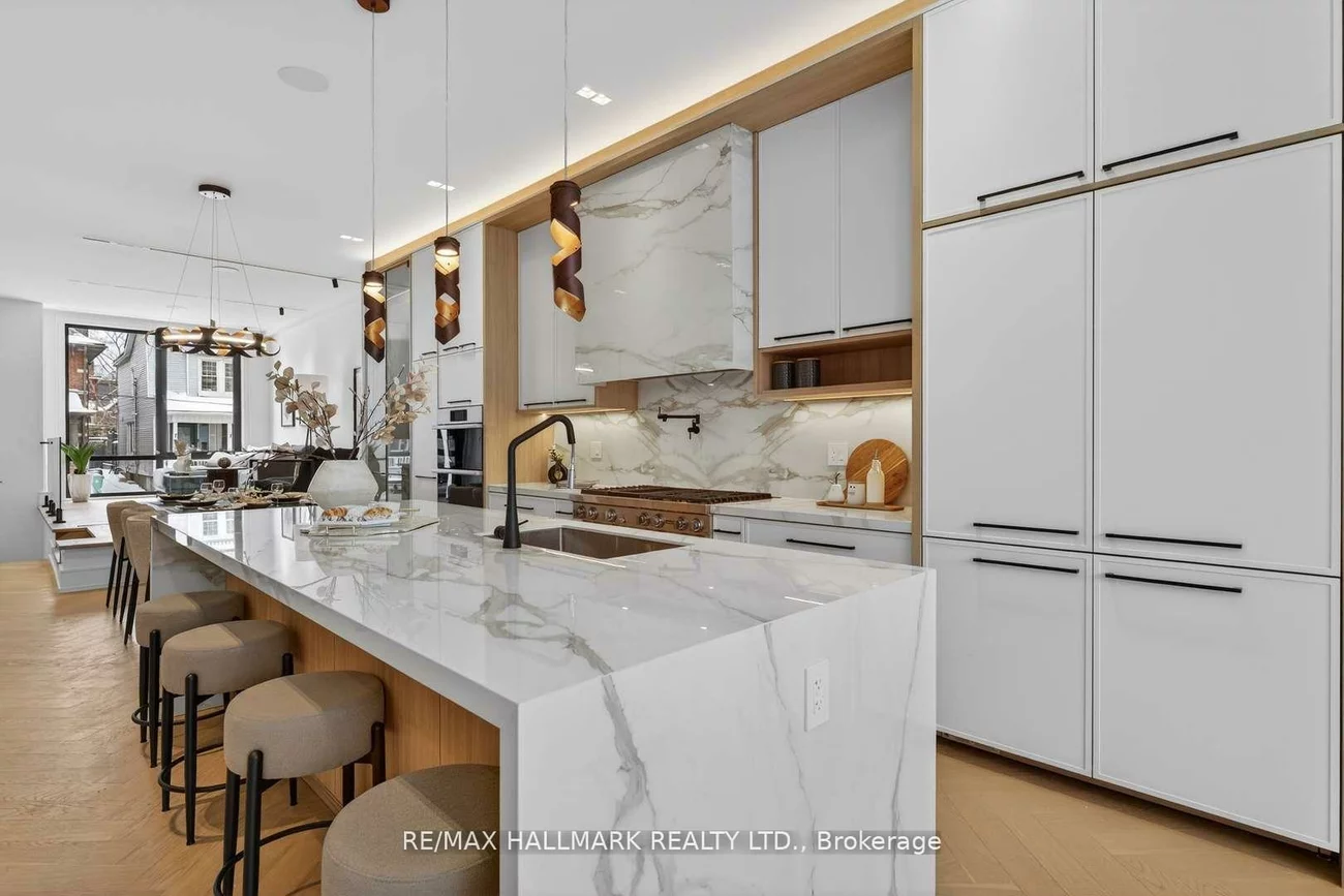10, Wheeler, The Beaches, Toronto