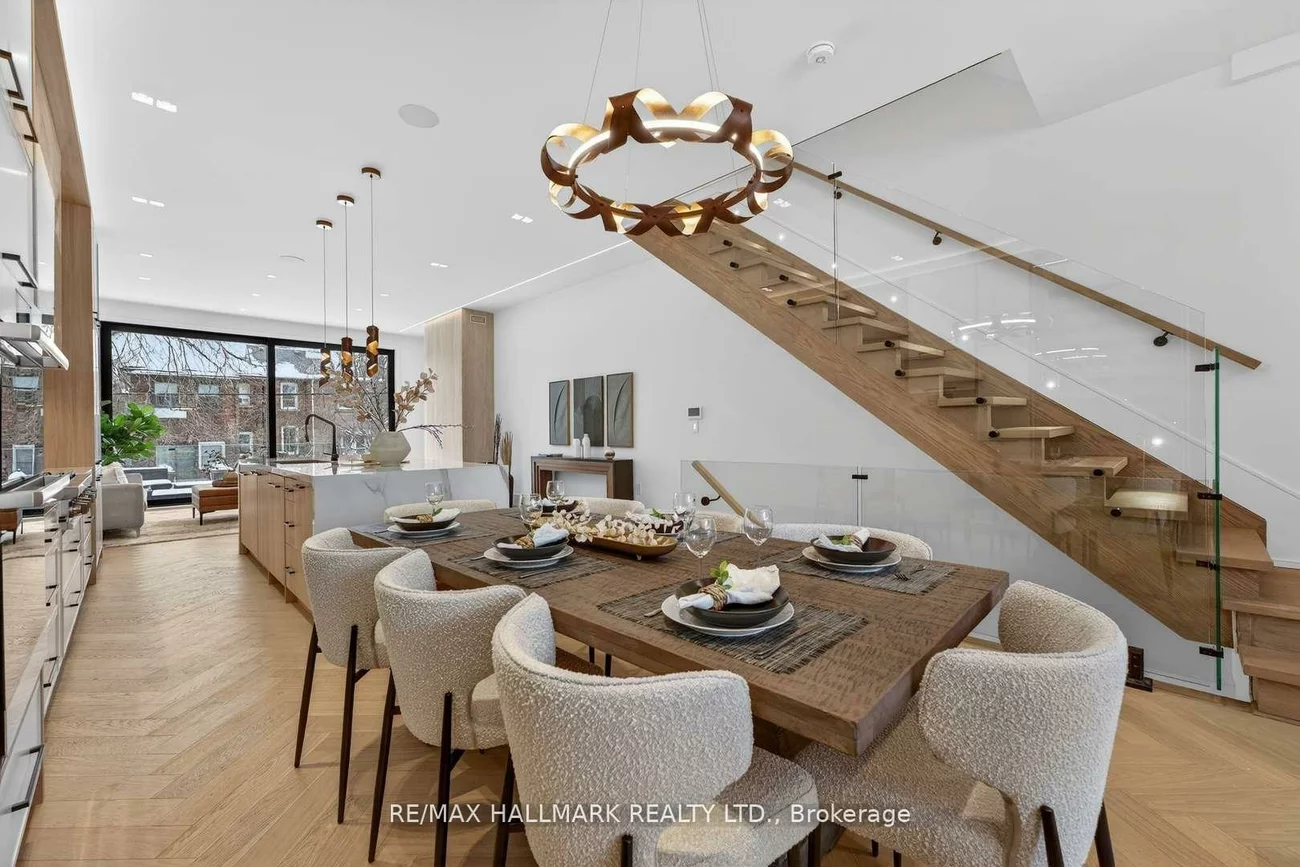 10, Wheeler, The Beaches, Toronto