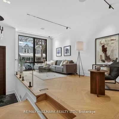 10, Wheeler, The Beaches, Toronto