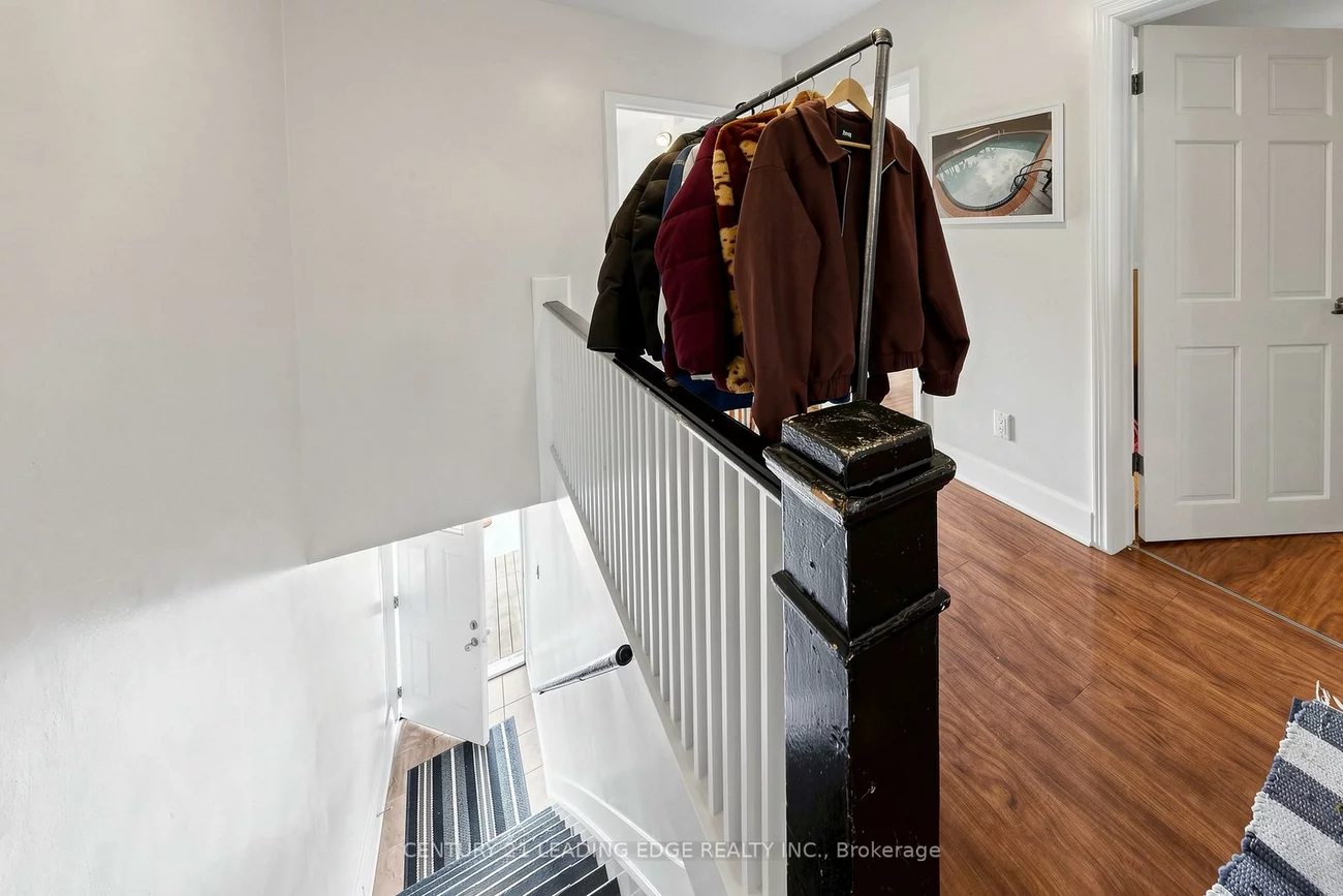 395, Rhodes, Greenwood-Coxwell, Toronto