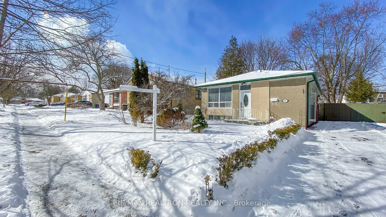 132, Porchester, Woburn, Toronto