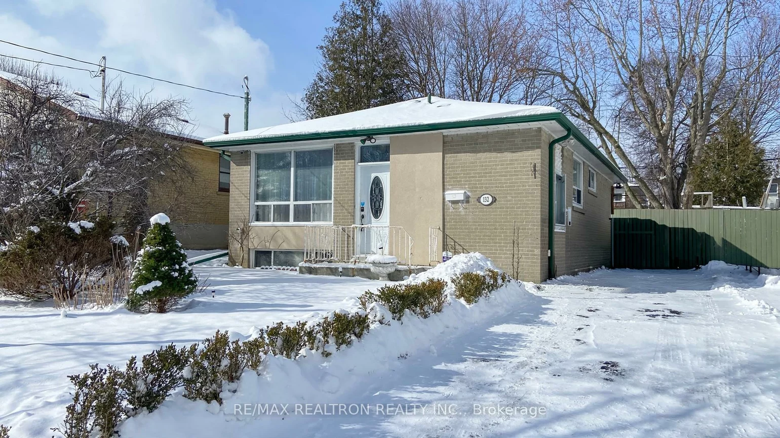 132, Porchester, Woburn, Toronto
