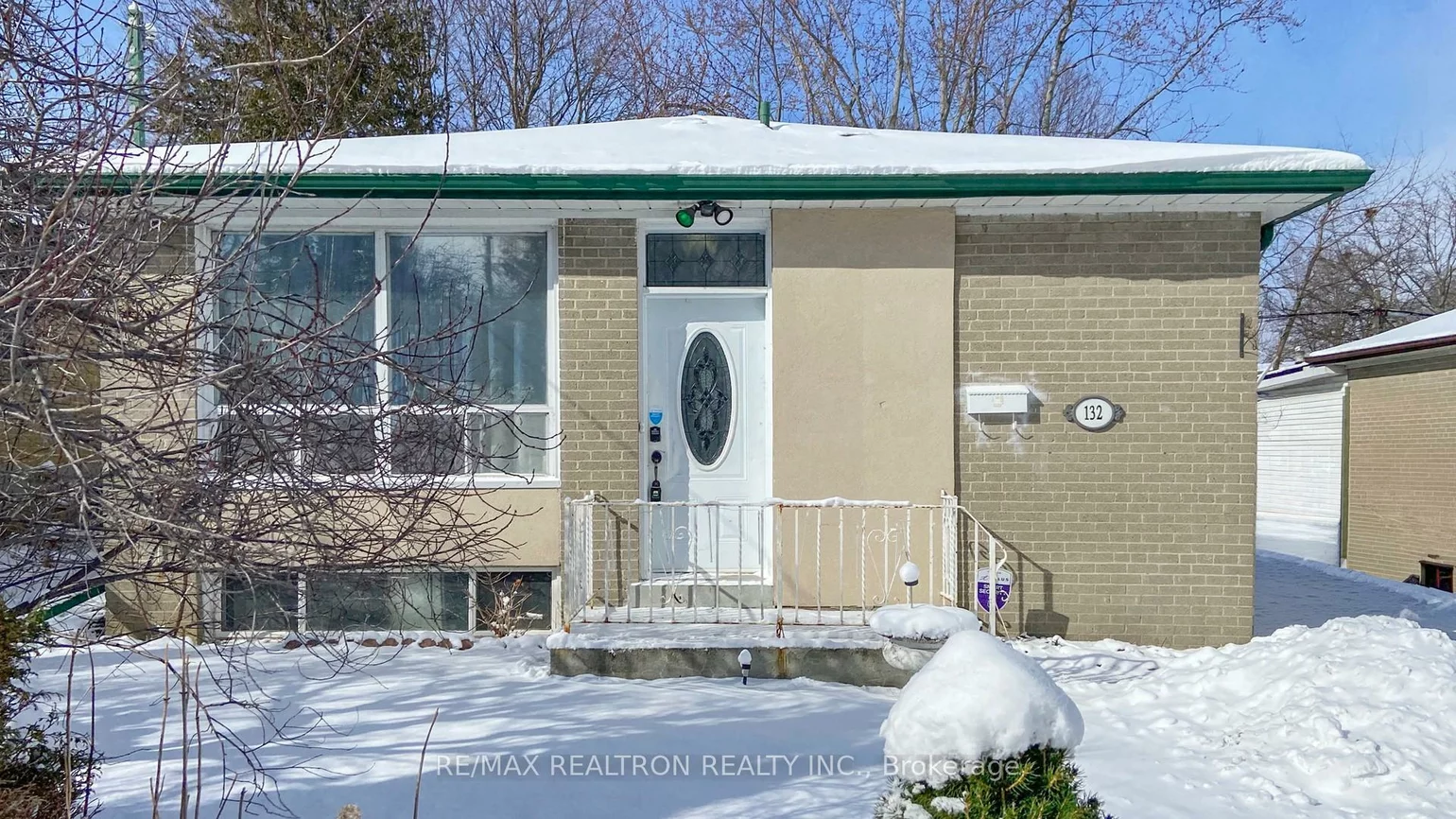 132, Porchester, Woburn, Toronto