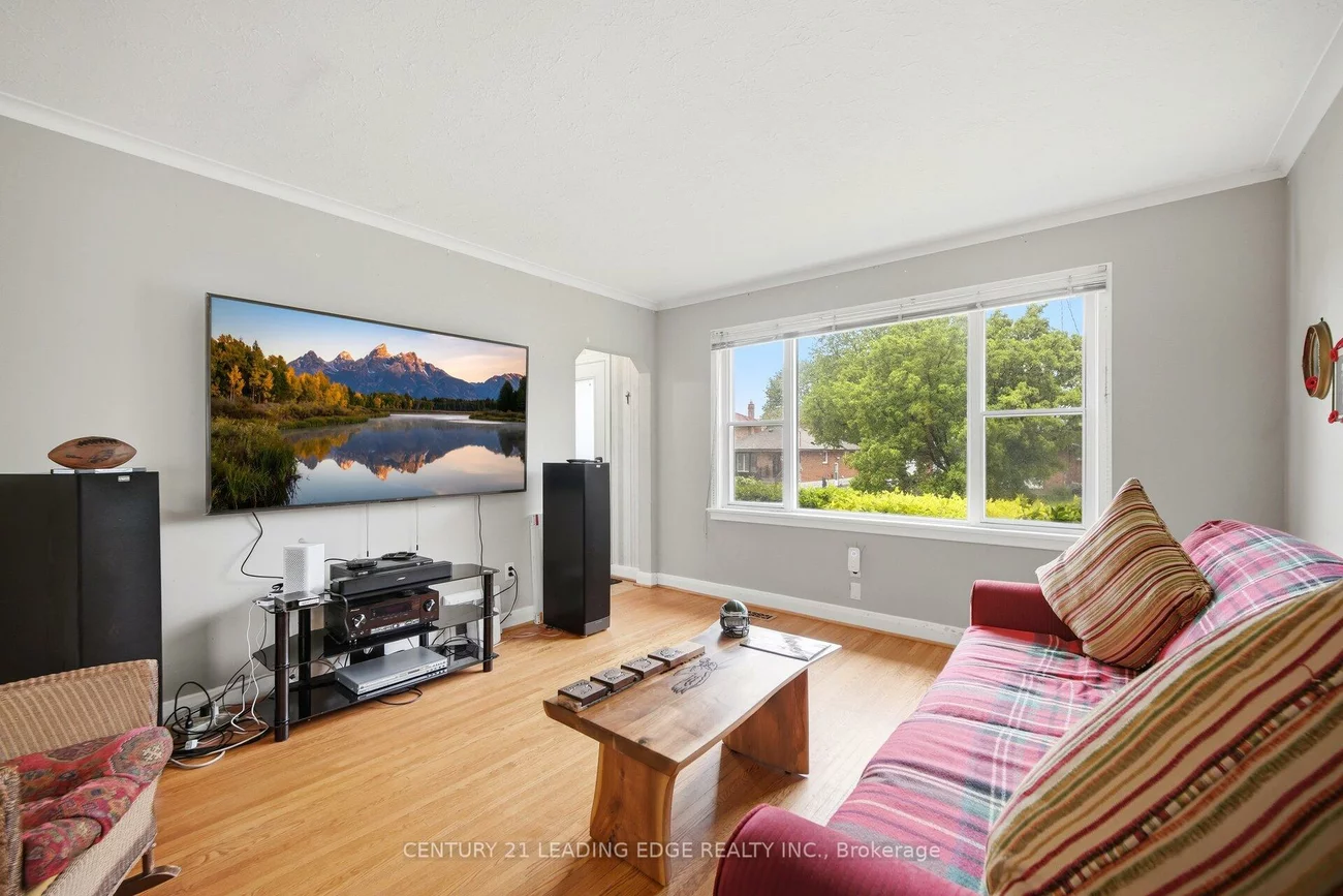 54, Lewiston, Dorset Park, Toronto