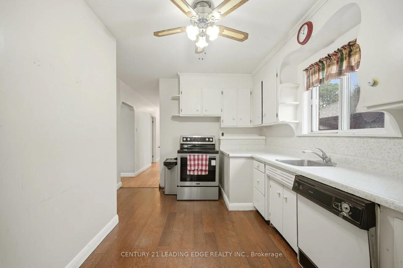 54, Lewiston, Dorset Park, Toronto