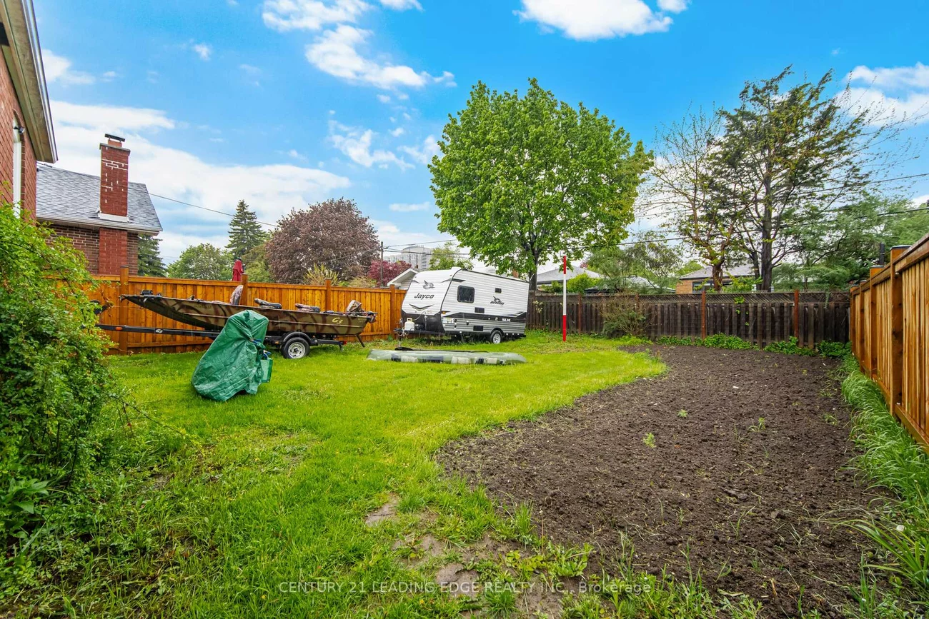 54, Lewiston, Dorset Park, Toronto