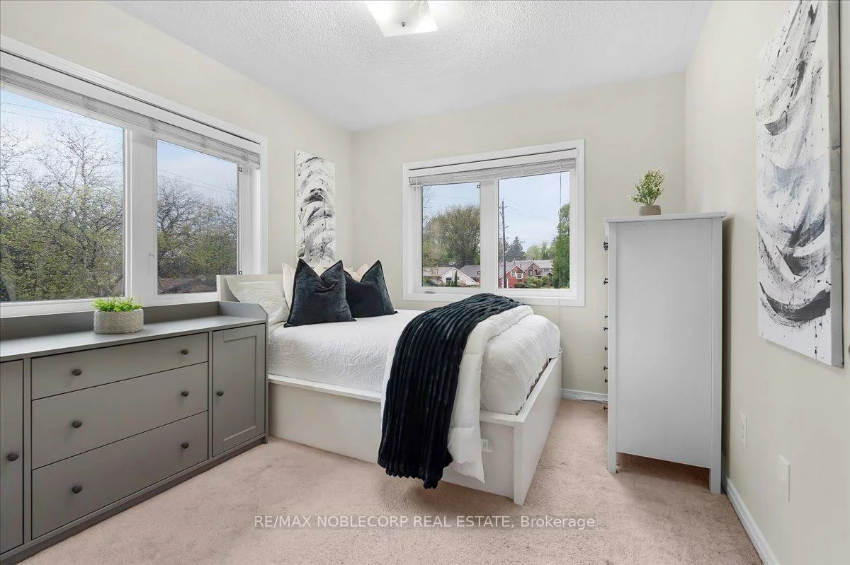 952, BRIMORTON, Morningside, Toronto