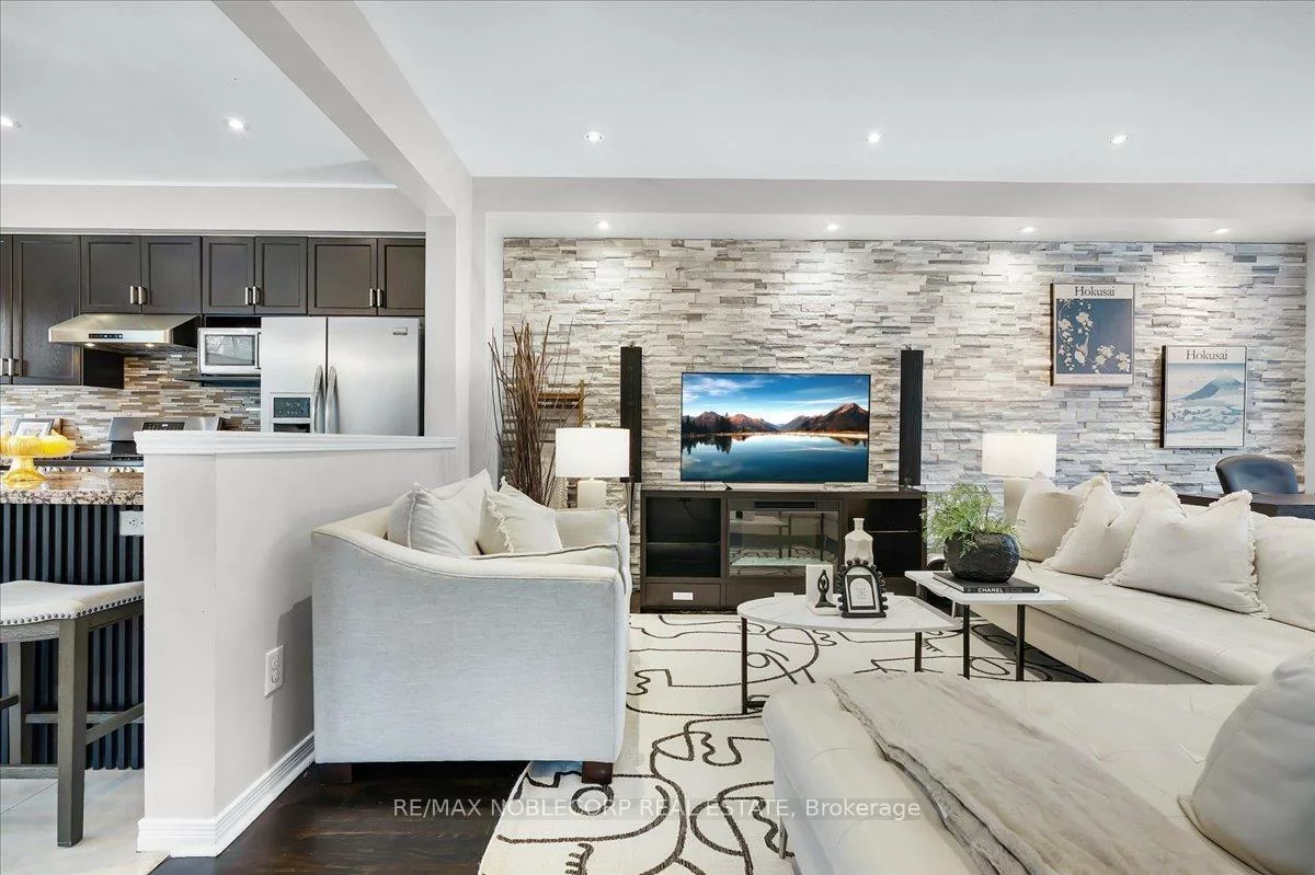 952, BRIMORTON, Morningside, Toronto