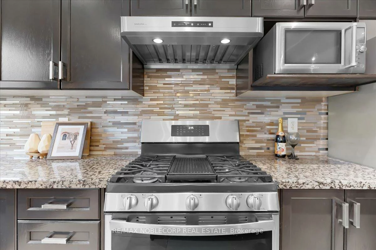952, BRIMORTON, Morningside, Toronto