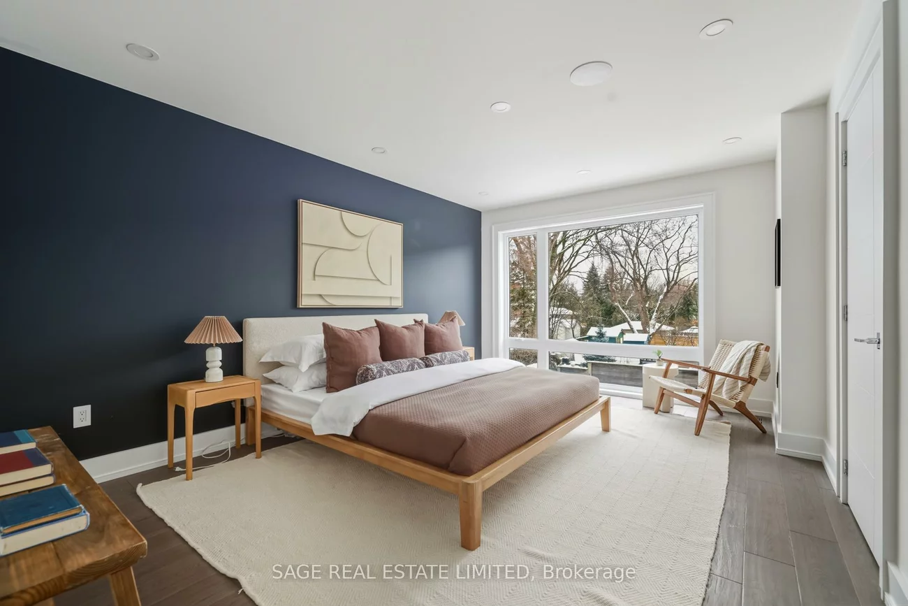 99A, Memorial Park, East York, Toronto