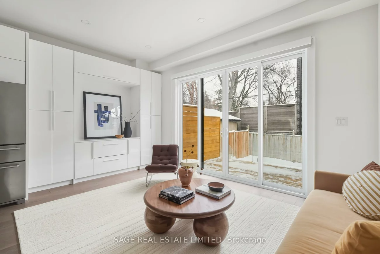 99A, Memorial Park, East York, Toronto