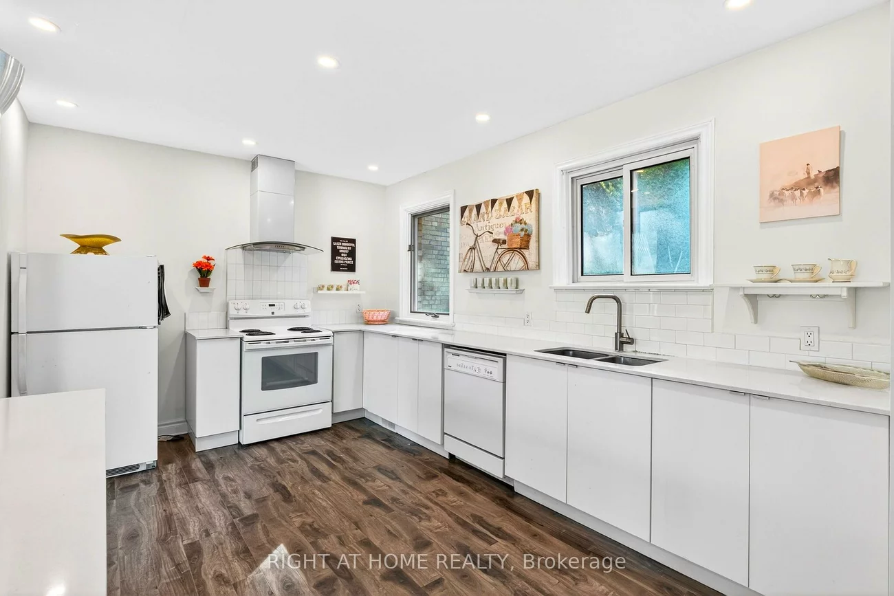 78, Sylvan, Scarborough Village, Toronto