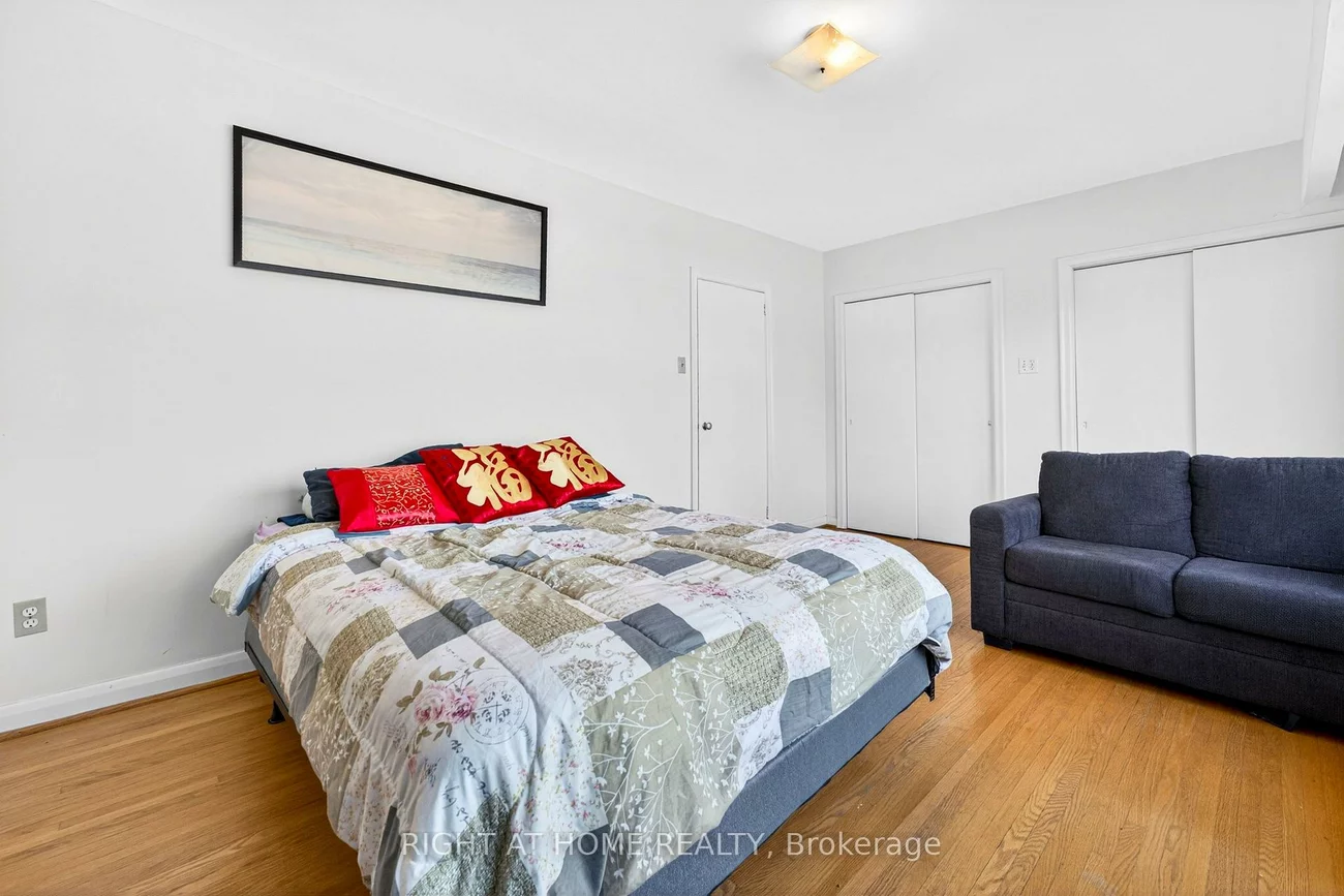 78, Sylvan, Scarborough Village, Toronto