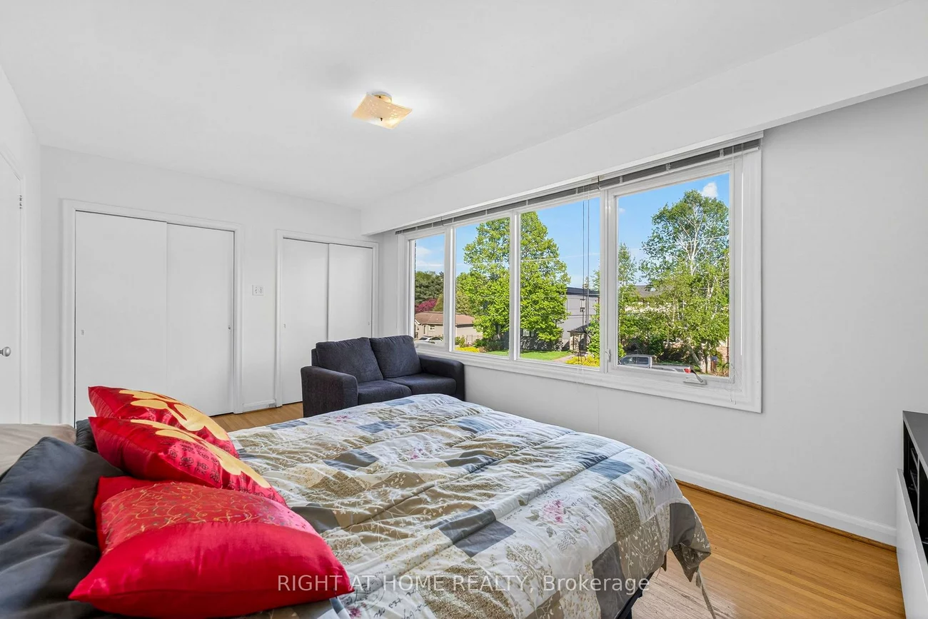 78, Sylvan, Scarborough Village, Toronto