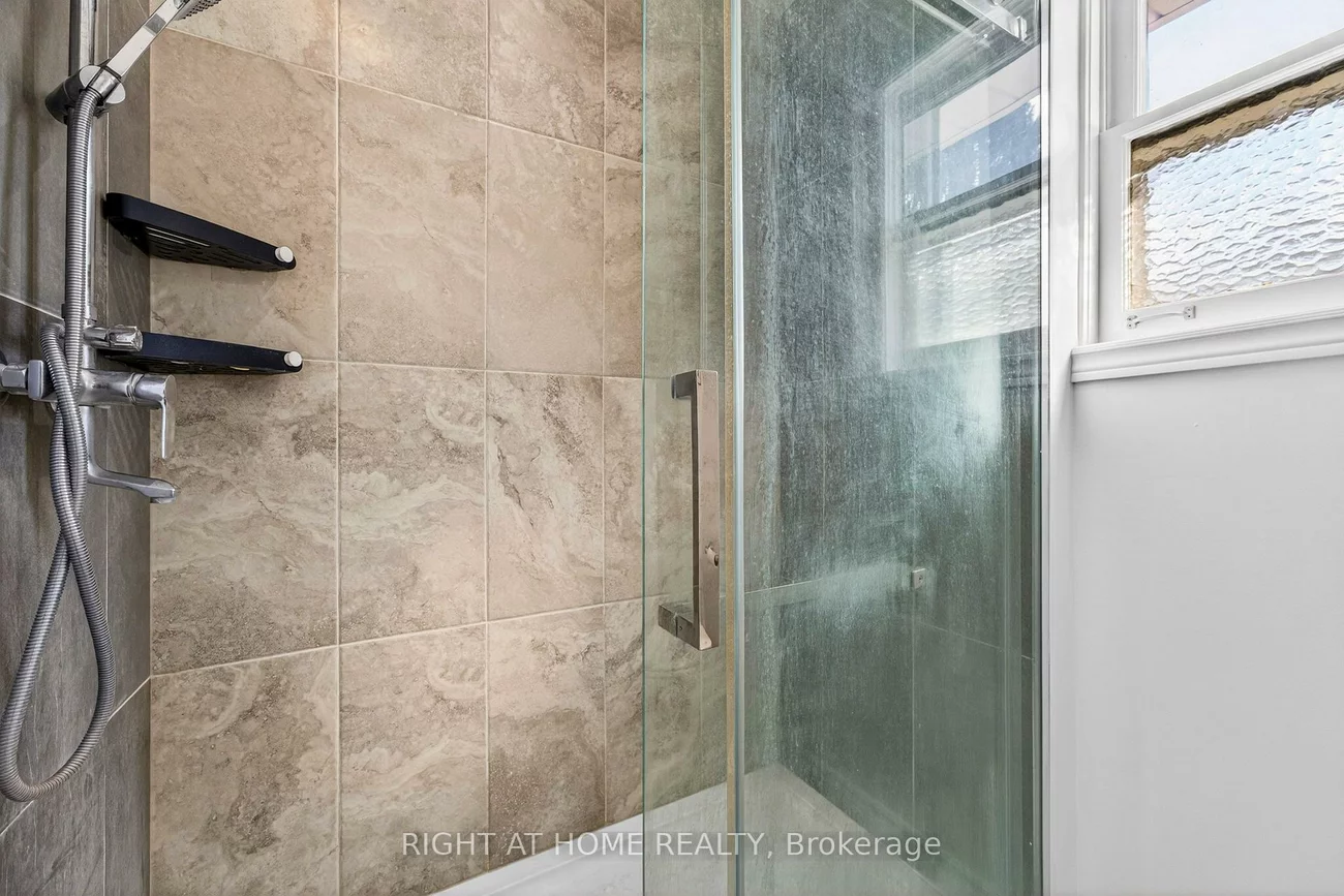 78, Sylvan, Scarborough Village, Toronto