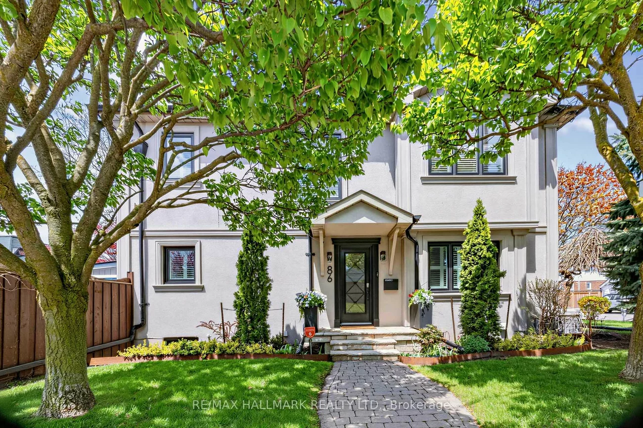 86, Binswood, East York, Toronto