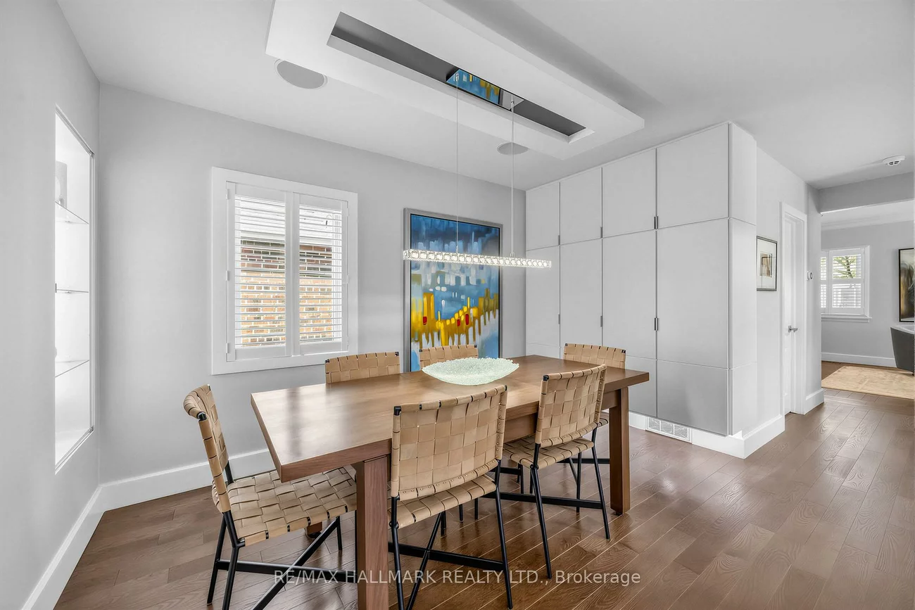 86, Binswood, East York, Toronto