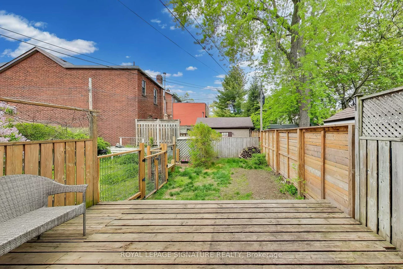 2102, Gerrard, East End-Danforth, Toronto