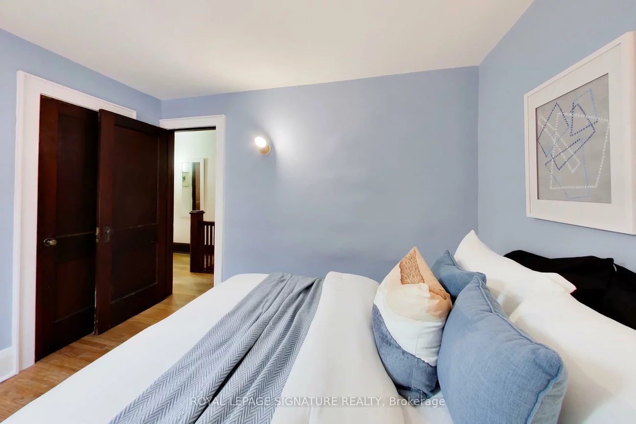 2102, Gerrard, East End-Danforth, Toronto