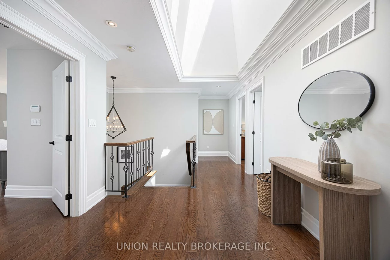 64, Bethune, Scarborough Village, Toronto