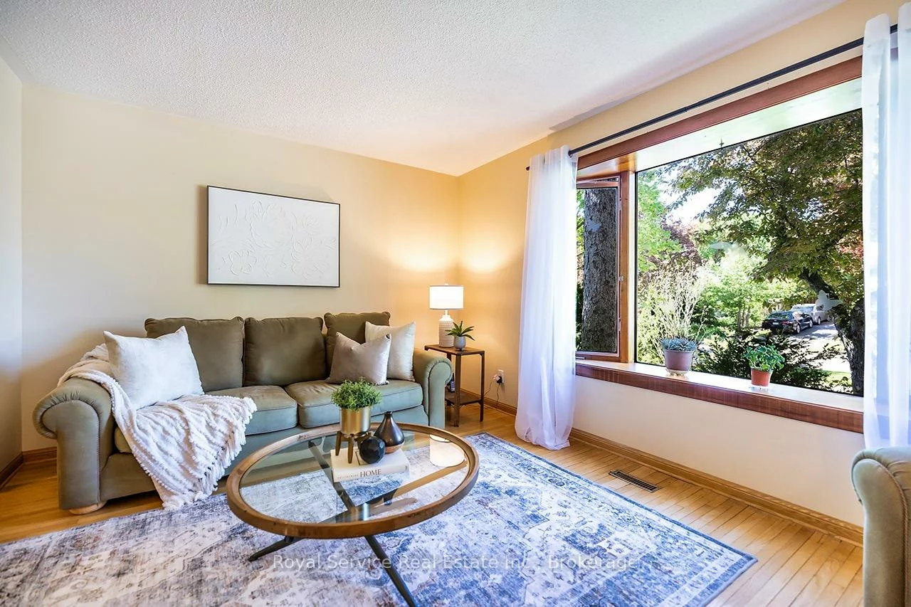 17, Gorsey, Malvern, Toronto