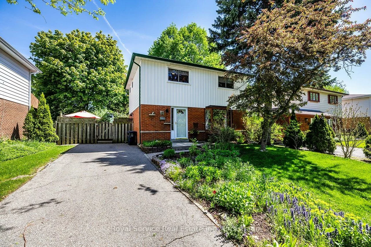 17, Gorsey, Malvern, Toronto