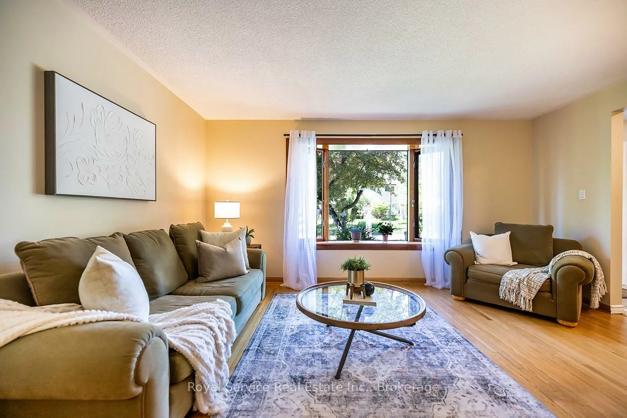 17, Gorsey, Malvern, Toronto