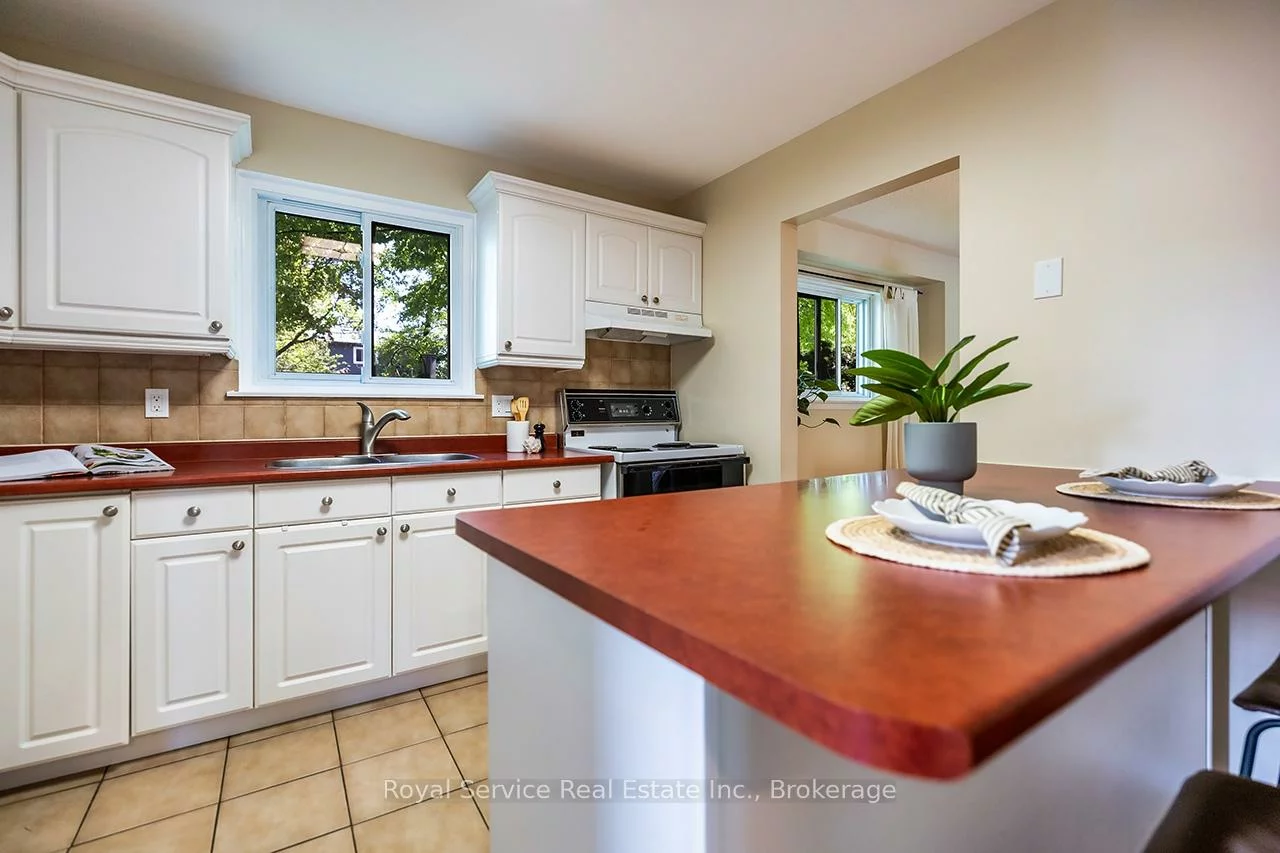 17, Gorsey, Malvern, Toronto