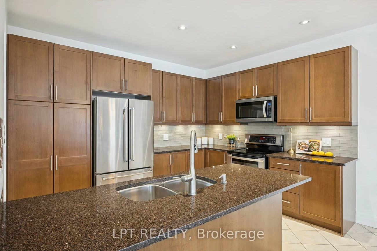 61, Minerva, Cliffcrest, Toronto