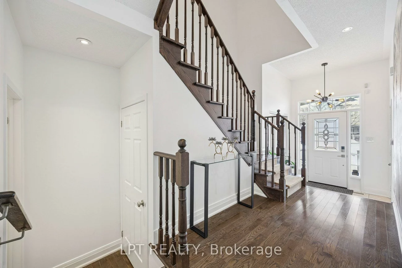 61, Minerva, Cliffcrest, Toronto