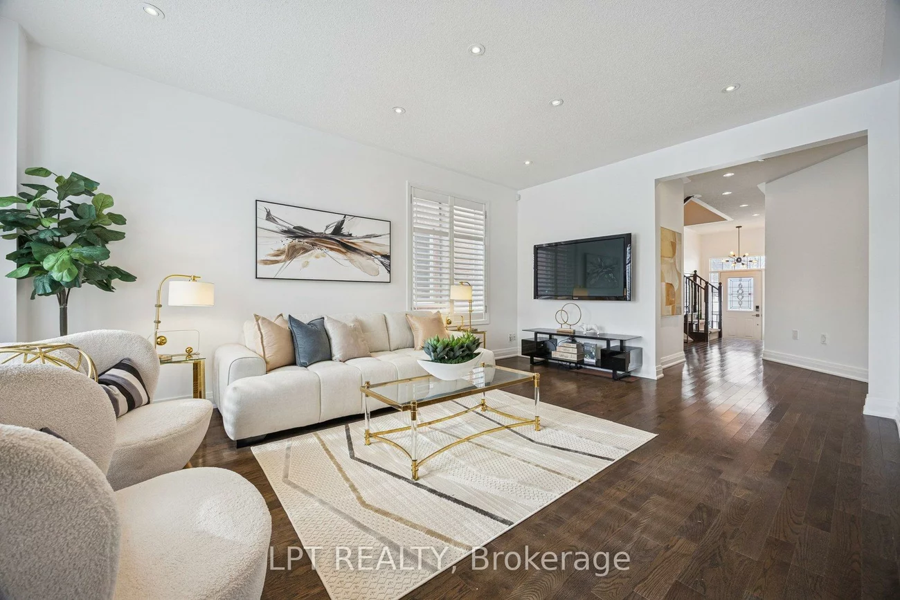 61, Minerva, Cliffcrest, Toronto