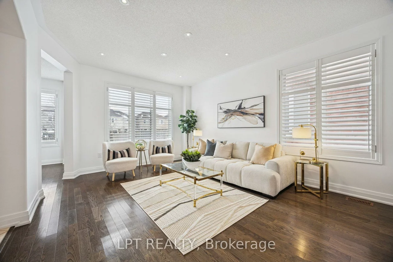 61, Minerva, Cliffcrest, Toronto