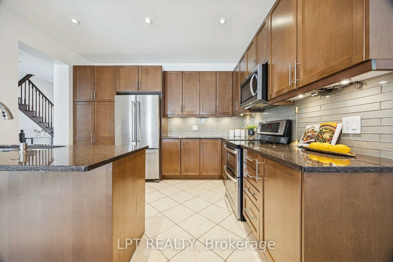 61, Minerva, Cliffcrest, Toronto