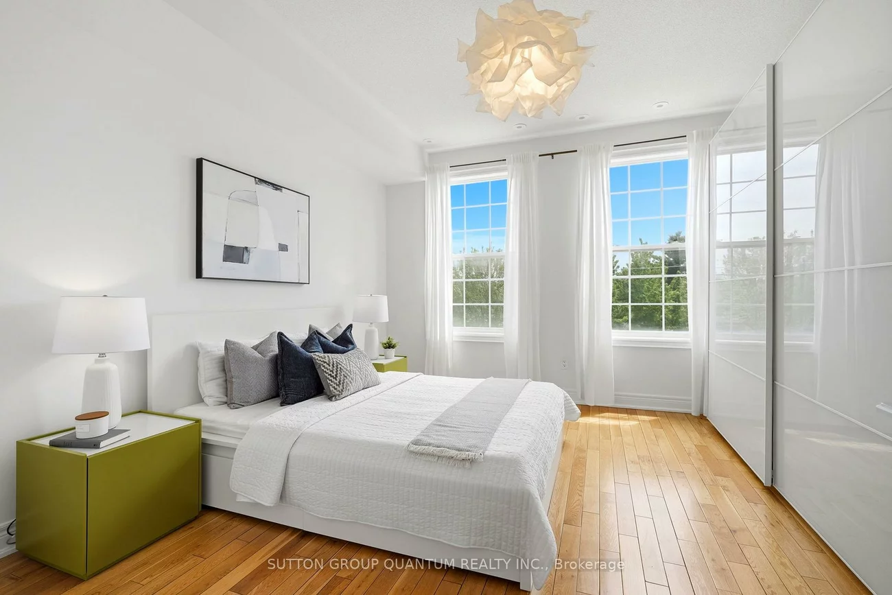 2268, Gerrard, East End-Danforth, Toronto
