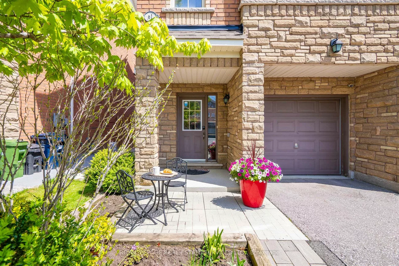 61, Pidgeon, Clairlea-Birchmount, Toronto