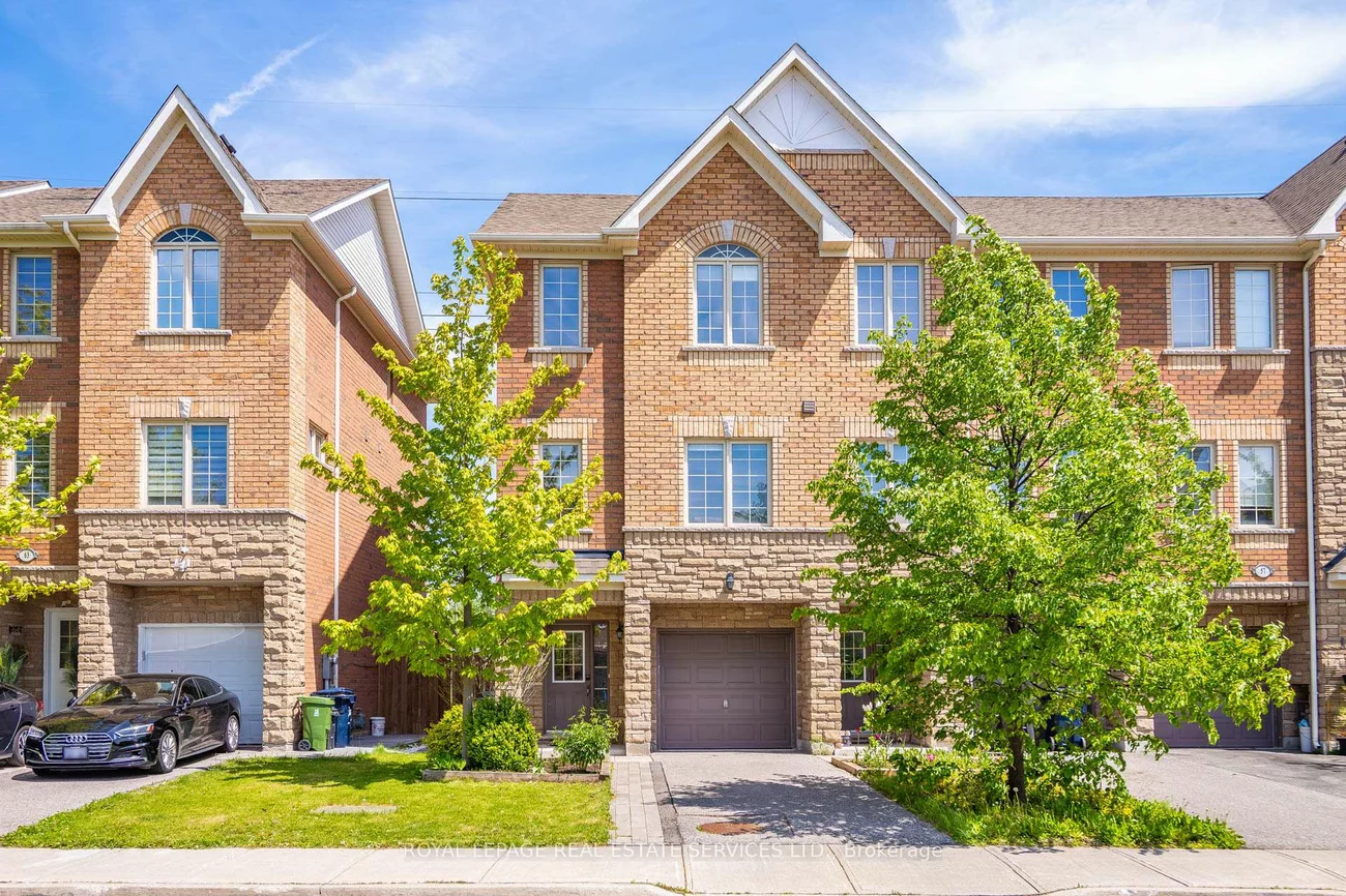 61, Pidgeon, Clairlea-Birchmount, Toronto