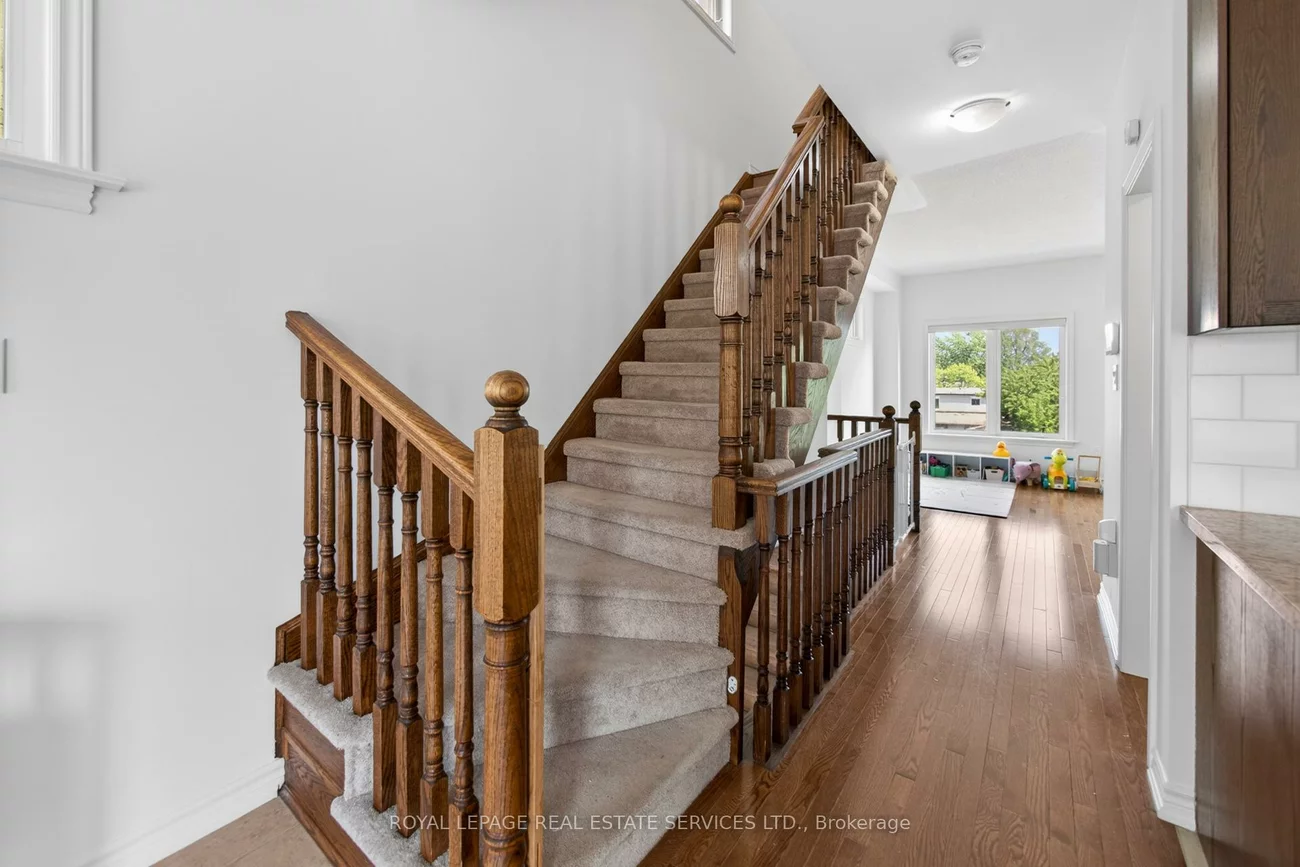 61, Pidgeon, Clairlea-Birchmount, Toronto