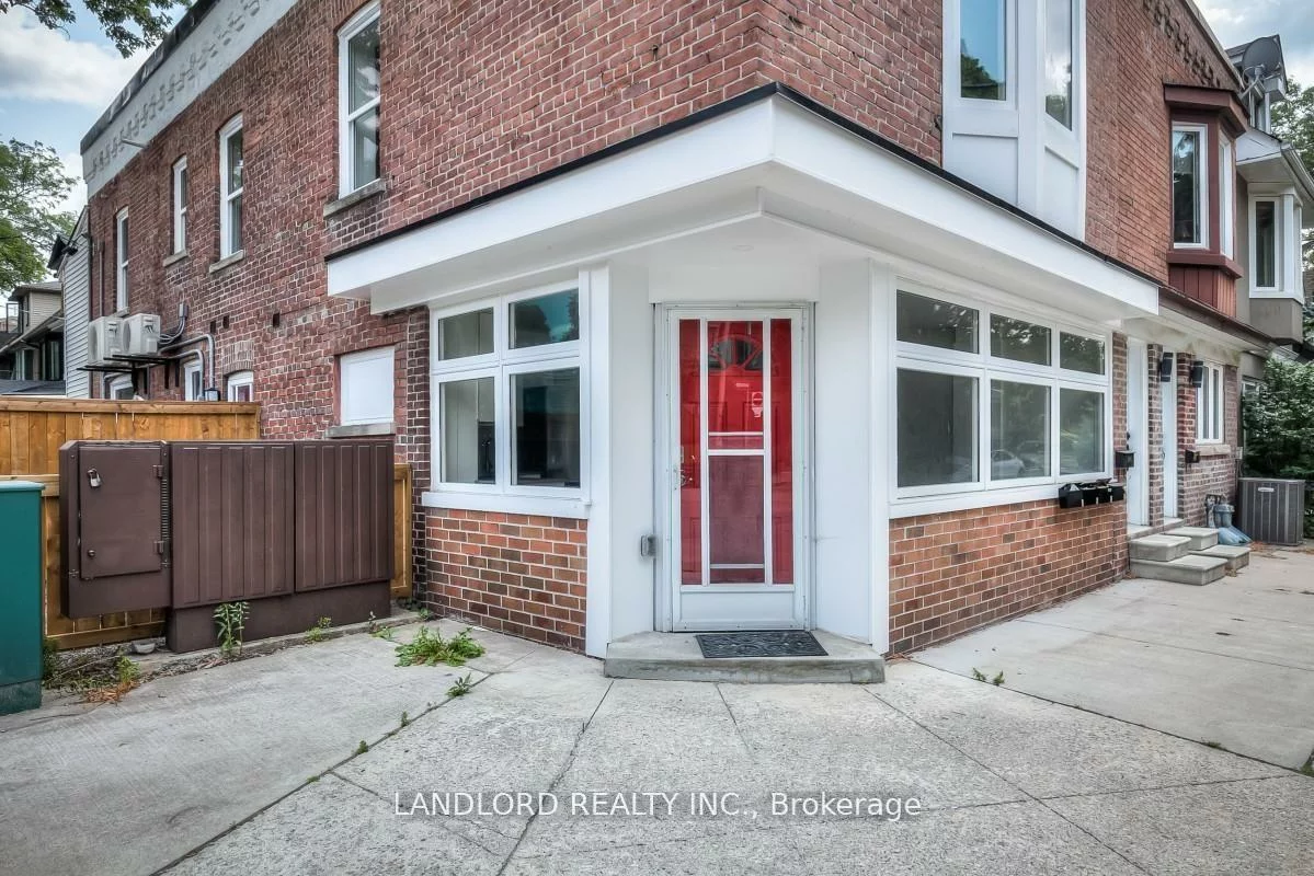 601, Logan, North Riverdale, Toronto