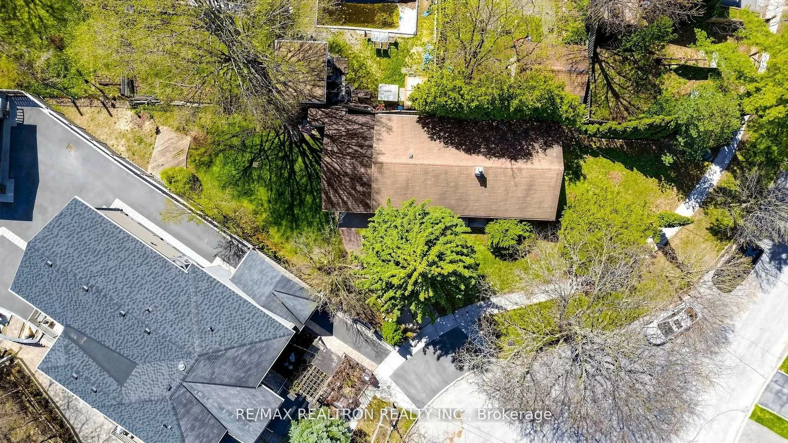 57, Copping, Morningside, Toronto