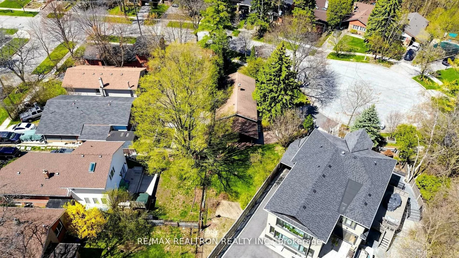 57, Copping, Morningside, Toronto