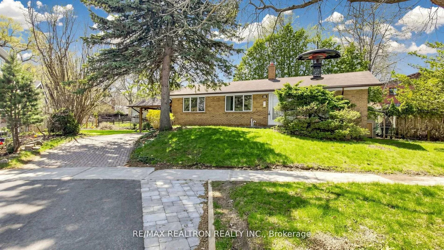 57, Copping, Morningside, Toronto