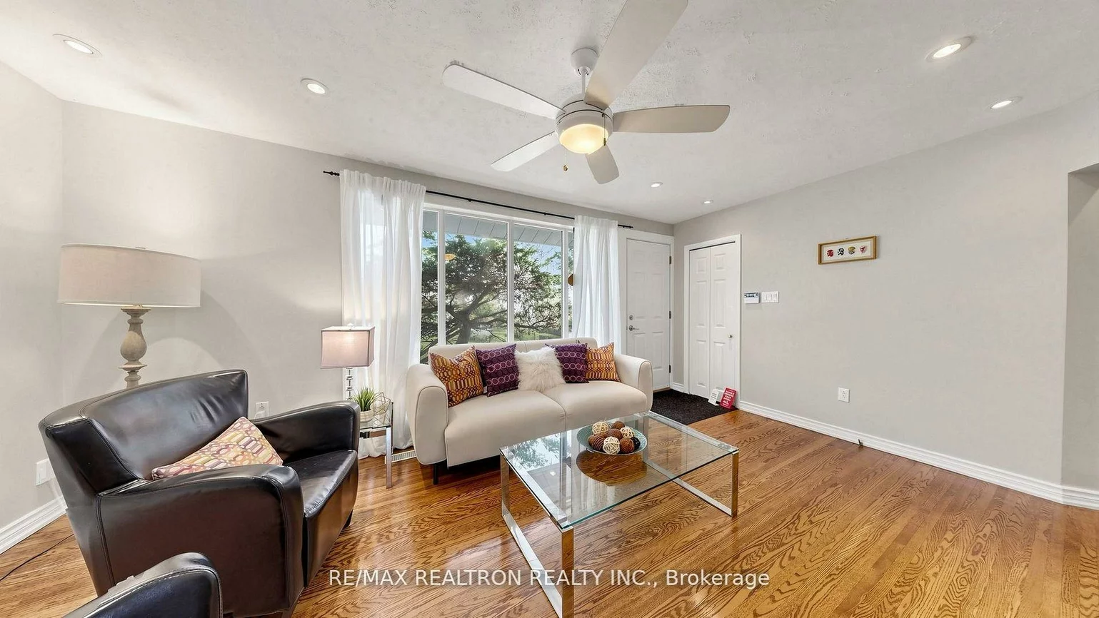 57, Copping, Morningside, Toronto