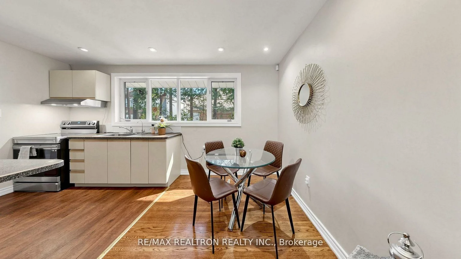 57, Copping, Morningside, Toronto