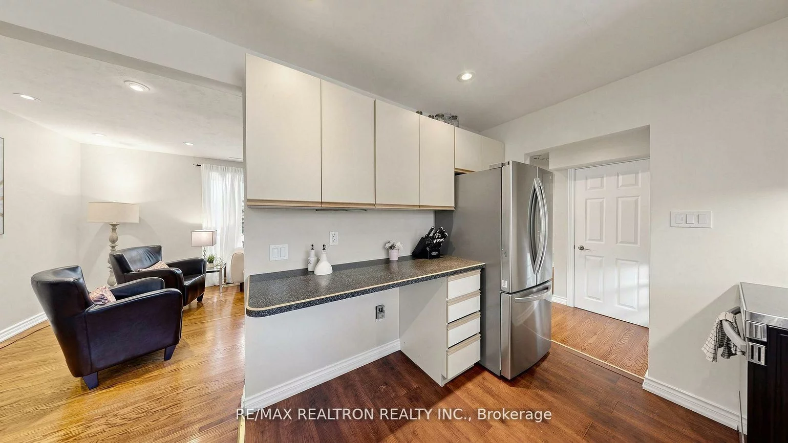 57, Copping, Morningside, Toronto